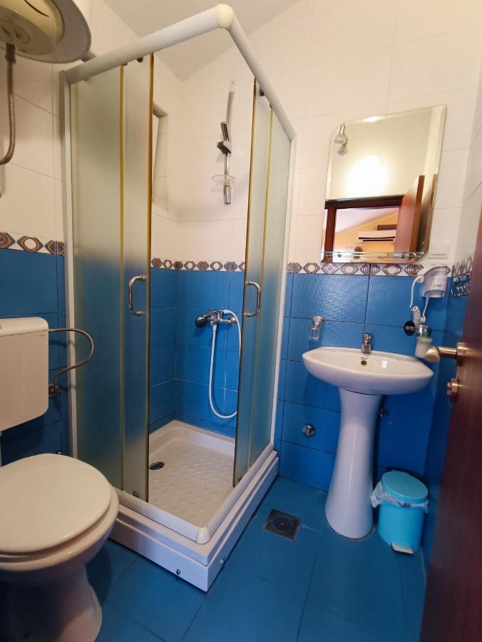 Martinovic Rooms Будва Екстериор снимка