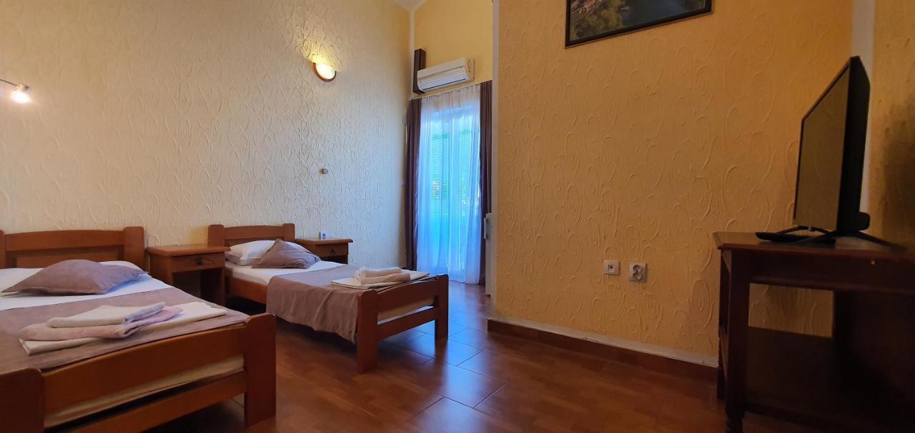 Martinovic Rooms Будва Екстериор снимка